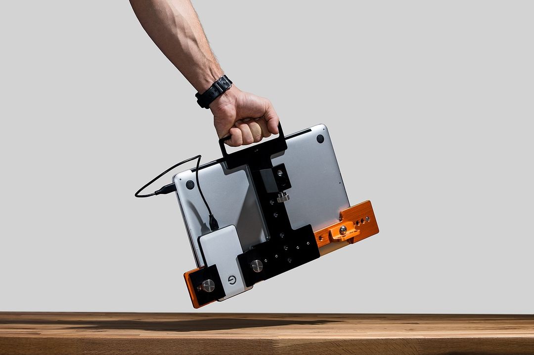 Newsletter pop-up image header