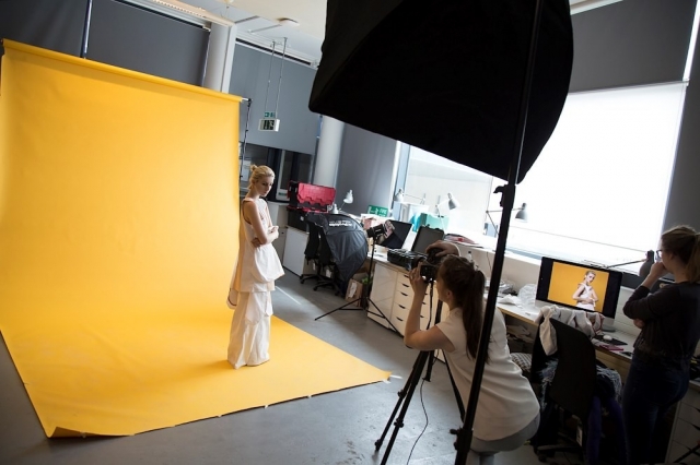 Studio Paper Background Colorama Vs Lastolite Vs Savage Vs Superior Seamless