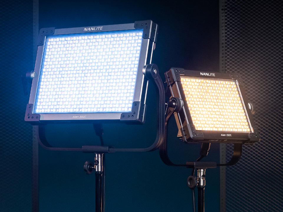 Nanlite Alien 150c Led Rgbww Panel Light