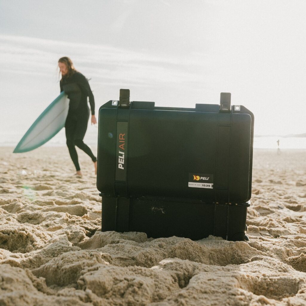 Peli Case Peli 1535 Air Black Foam Pb