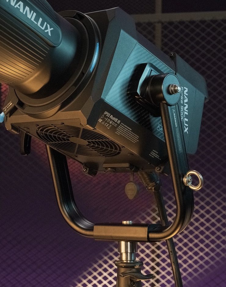Nanlux Evoke 900c