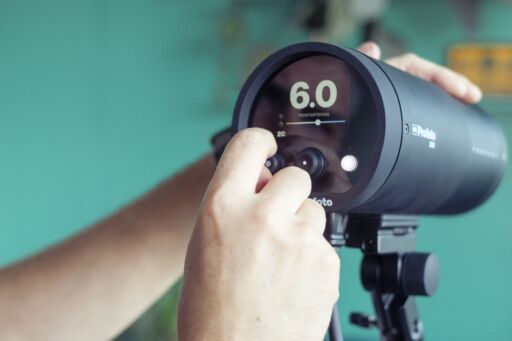 Profoto D30