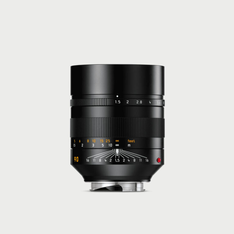 Leica Summilux M 90mm F 1 5 Asph Black Lens