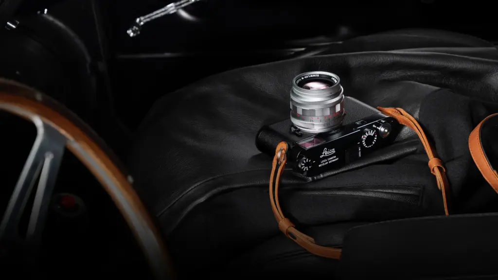 Leica Summilux M 50mm F 1 4 Silver Lens