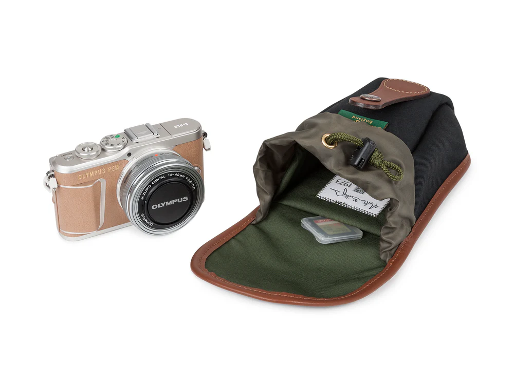 Billingham Avea 7 End Pockets Green Fibrenyte Brown Leather