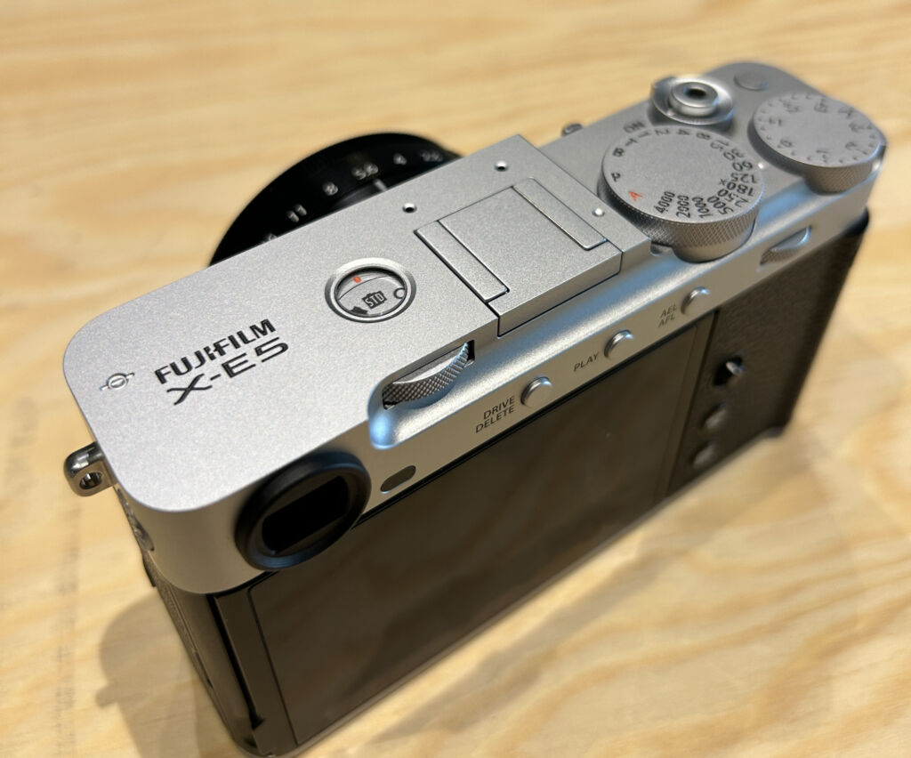 Fujifilm X E5 Vs X100vi