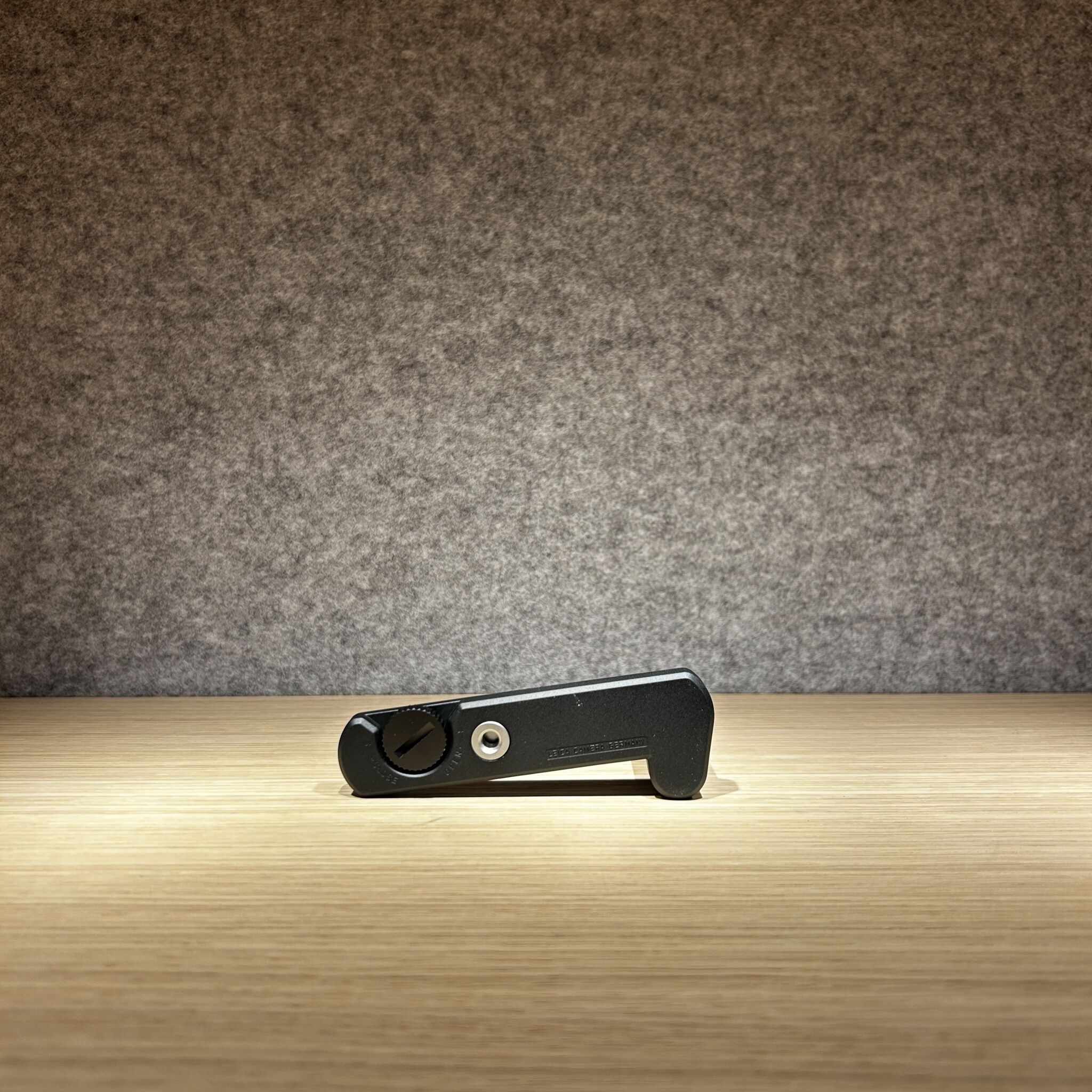 Leica Handgrip For D Lux 5 Second Hand