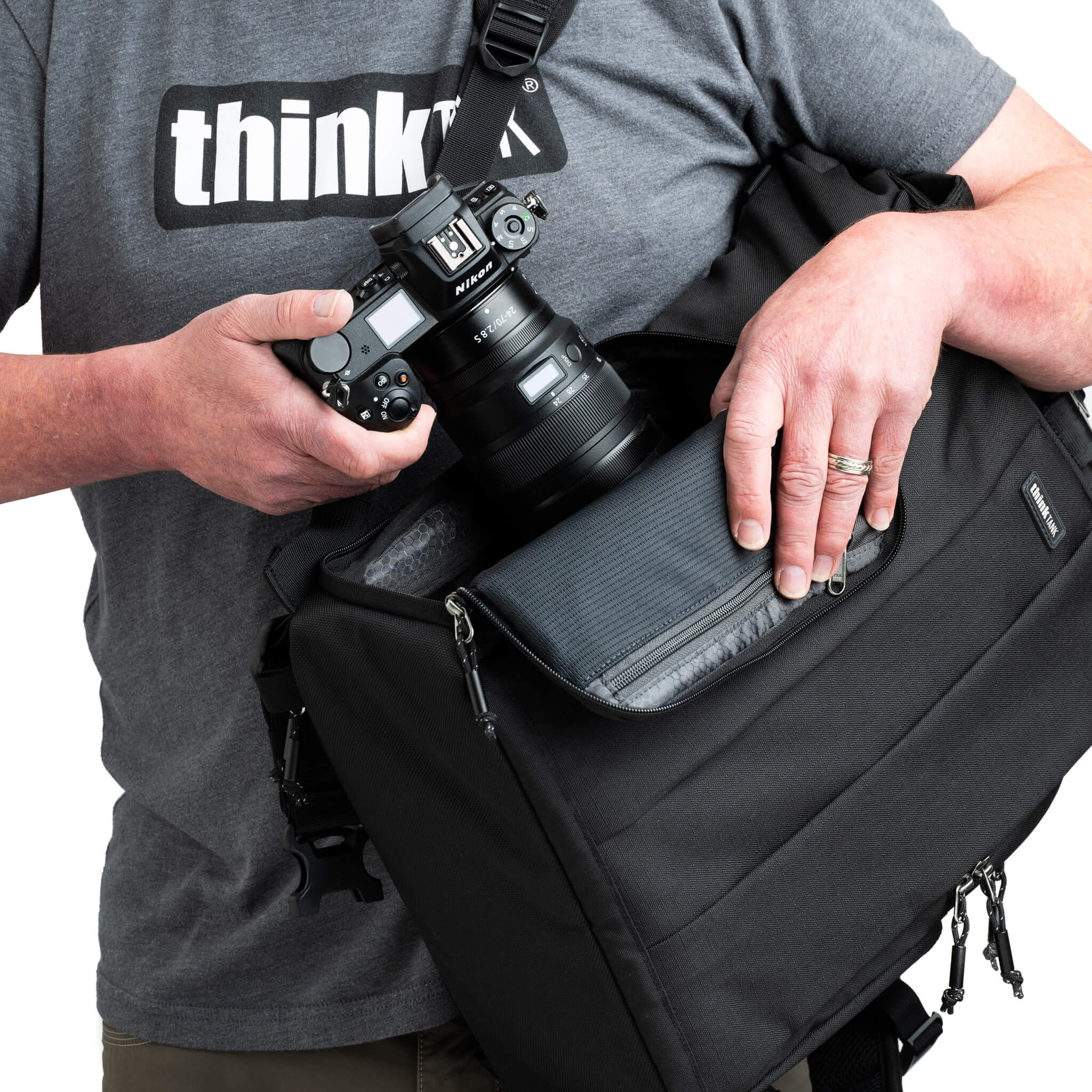 Think Tank Focuspoint Rolltop 22l Asphalt Black Backpack