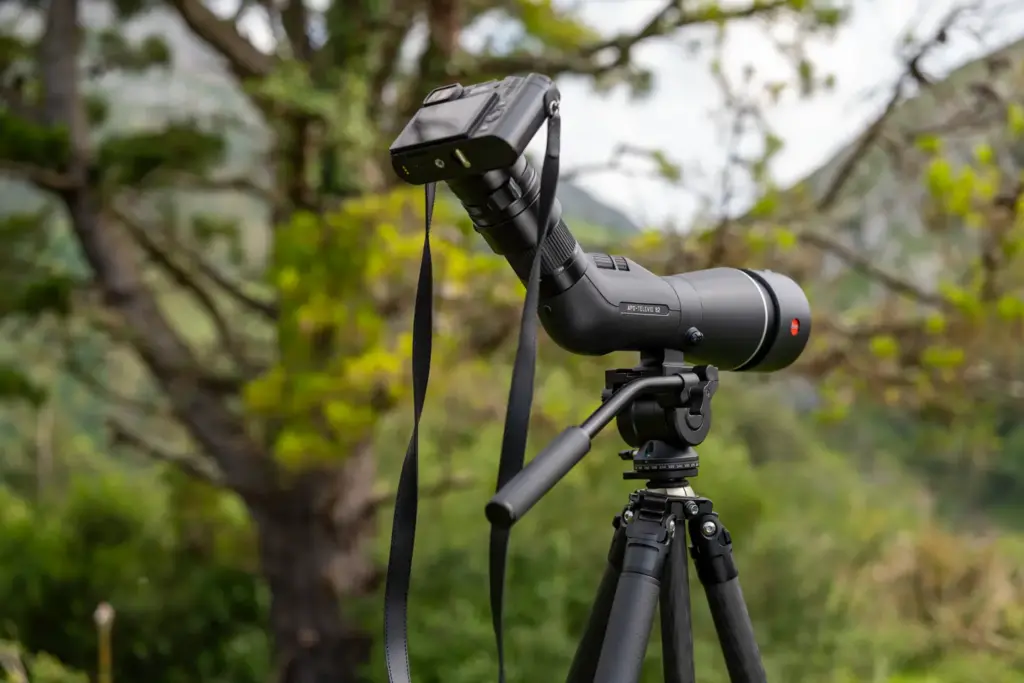 Leica Apo Televid 82 Angled 45 With Zoom Eyepiece 25x 50x Ww Asph