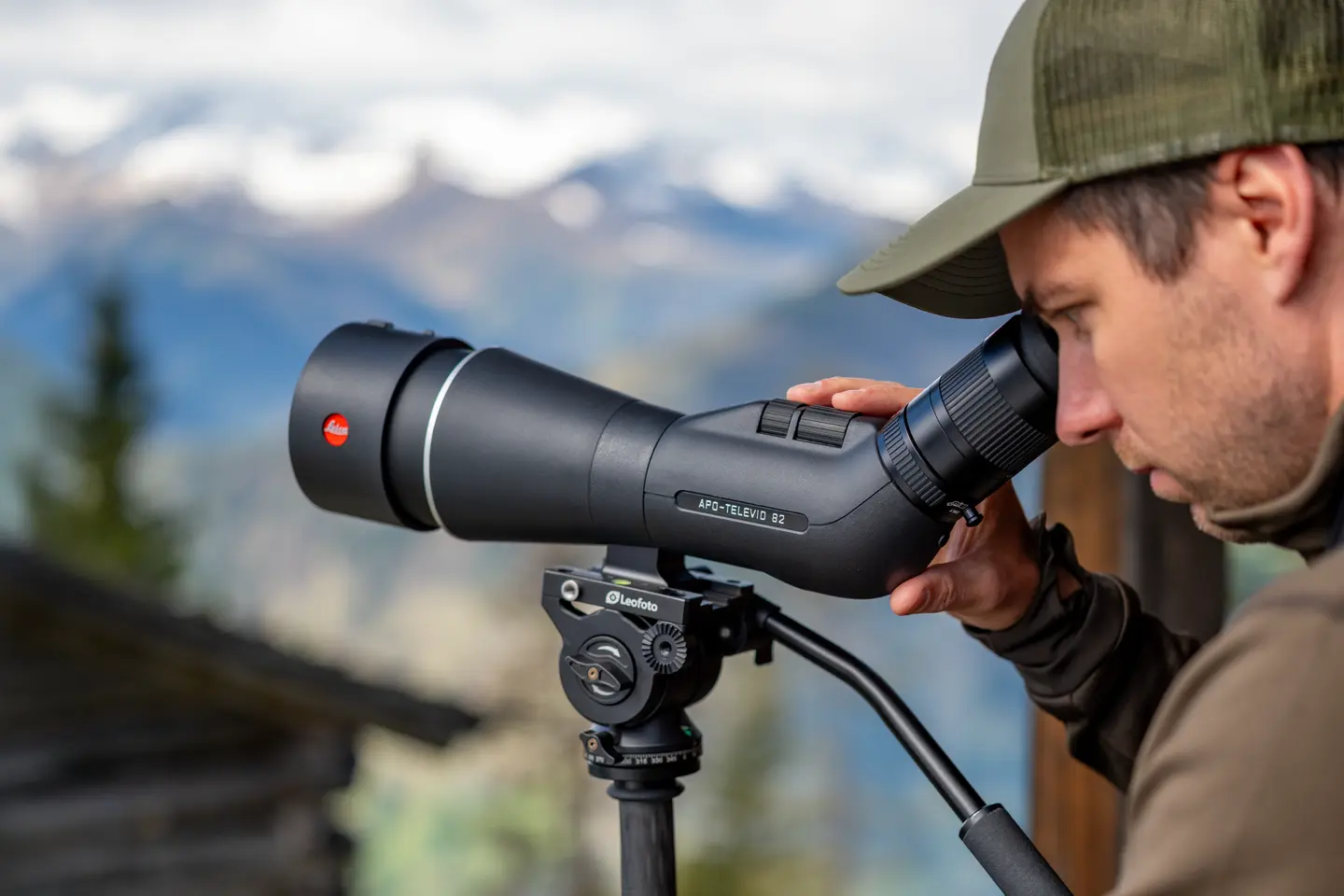 Leica Apo Televid 82 Angled 45 With Zoom Eyepiece 25x 50x Ww Asph