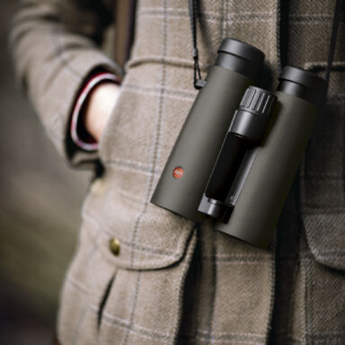 Leica Noctivid 10×42 Edition Olive Green Binoculars