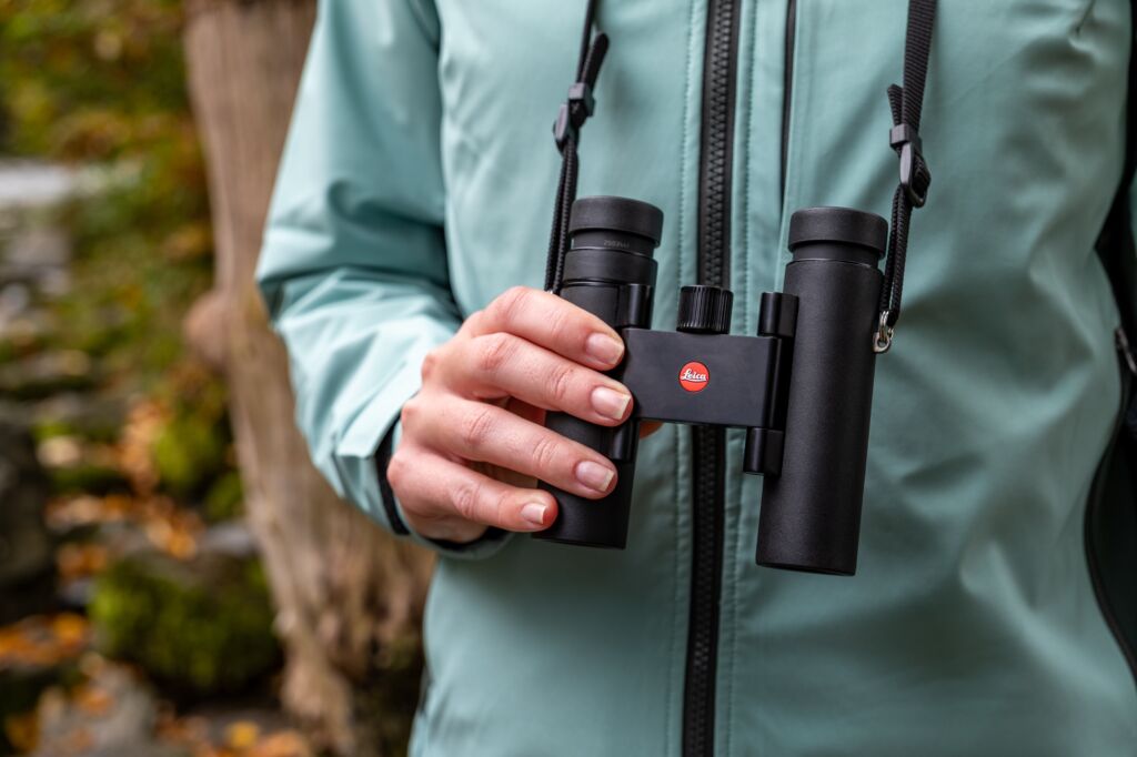 Leica Noctivid Compact 10x25 Black Compact Binoculars